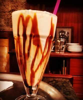 La Rosa Negra, Café-bar