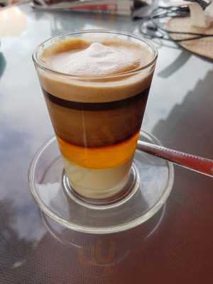 Bar Cafe Bistro Insider