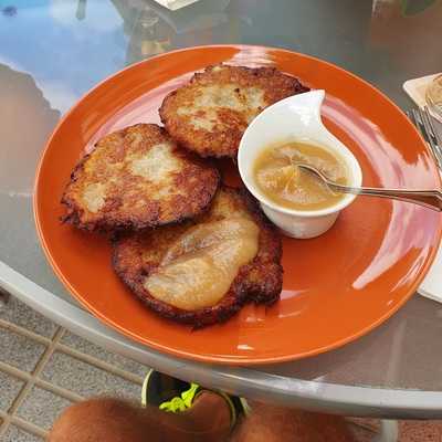 Bar Cafe Bistro Insider