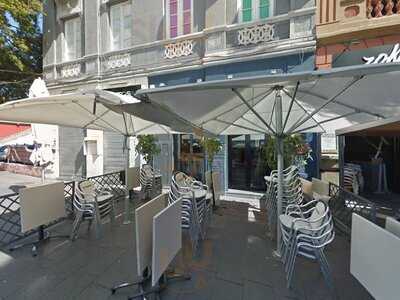 Zoe’s Coffee & Tea