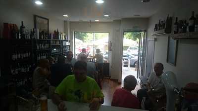 Enoteca Vinoteca Bordelesa