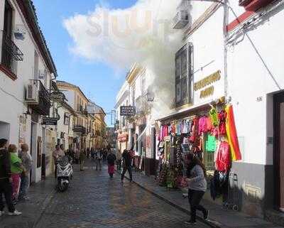 Mesón Cafetería Pilar