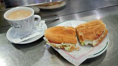 Cafetería Bar Aurora