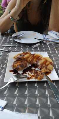 El Portón Café Y Copas