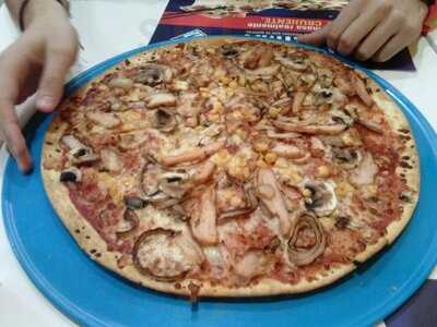 Pizzeria Dominos - Photo 8