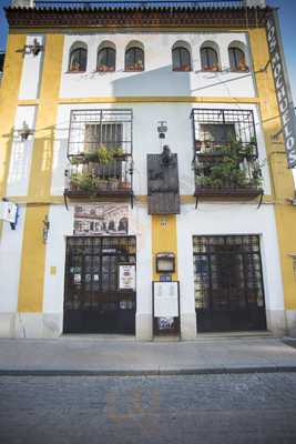 Taberna Los Mochuelos