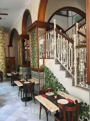 La Trattoria Cucina Italiana