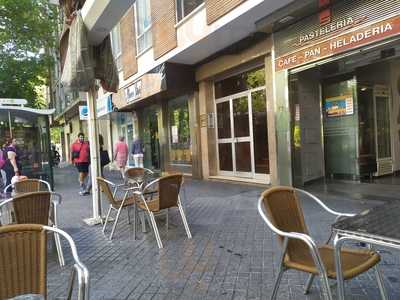 Pastelerías Salazar Almogavares