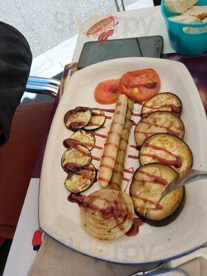 2 Mujeres Al Borde De Un Ataque De Nervios