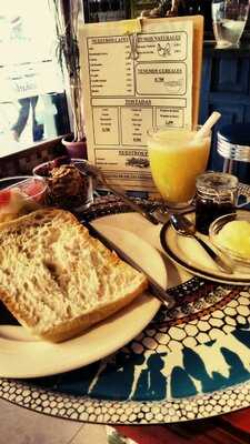 Clandestina, La Cazuela