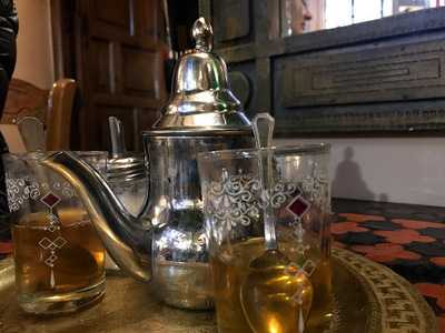 Paloma Blanca Teteria