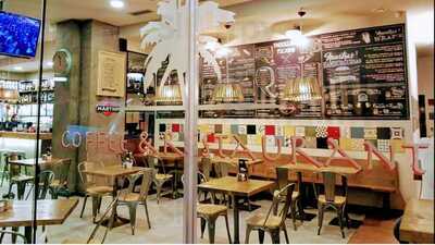 Tambo Coffee & Restaurant