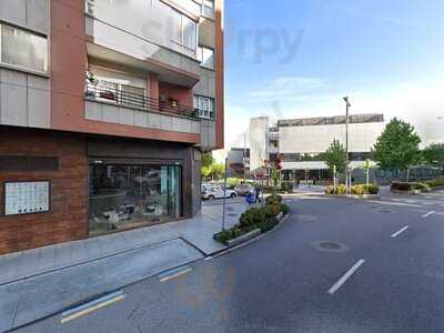 Tambo Coffee & Restaurant