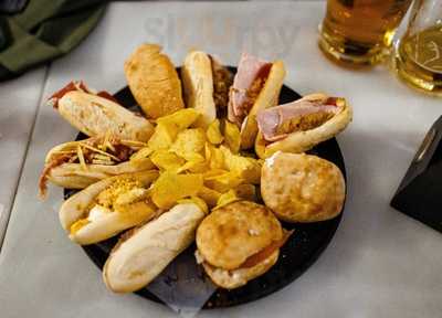 Cerveceria 100 Montaditos