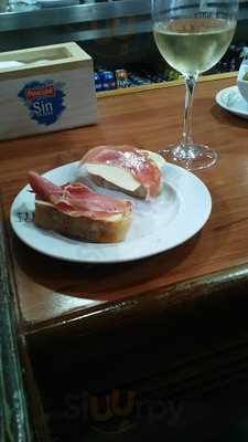 Punto D Encuentro Cafetería