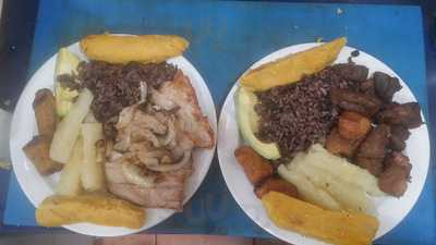 Cafetería Mucho Gusto