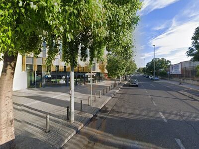 The Good Burger - C. C. La Sierra