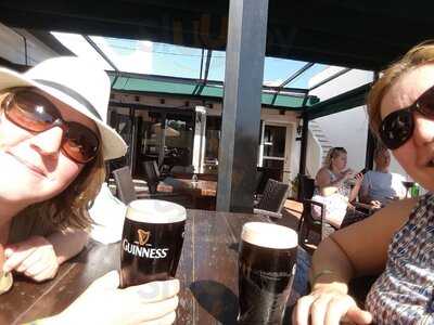 Molly's Irish Bistro & Pub