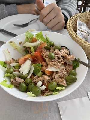 Bar Nuevo Hermanos Tomilleros