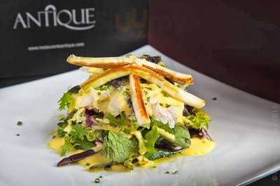 Antique Restaurante Y Tapas