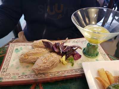 Antique Restaurante Y Tapas
