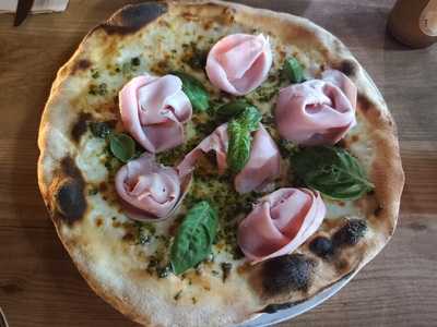 La Piccola Trattoria