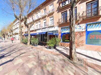 La Mafia Se Sienta A La Mesa