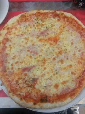 Pizzeria Italiana - Photo 7