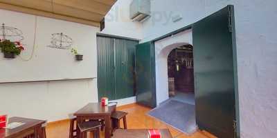 Bodega El Castillito