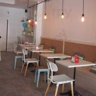 Potxolito Cibercafe-bar De Zumos Y Batidos/ninos