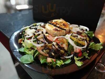 Hamburgueseria Black And White