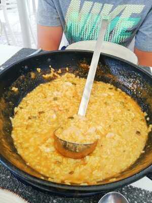 La Cava Baja De La Bahía De San António