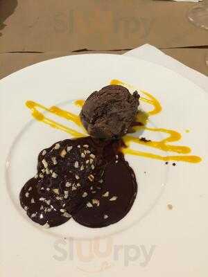 La Pèrgola Restaurant