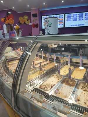 Heladería Elgulus La Linea