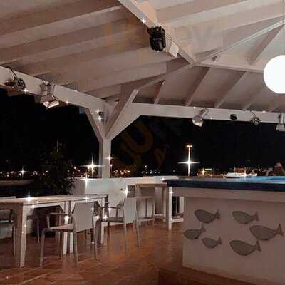 Blue Fish Sala Mediterranea