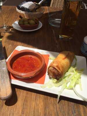 Bodegón Antoñito - Bar De Tapas Y Cañas En La Línea