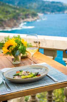 Béns D'avall Restaurant