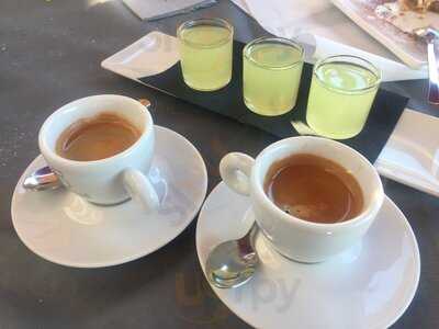 Restaurante New Port