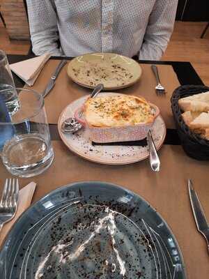 Ultramarinos Bar Y Tapas