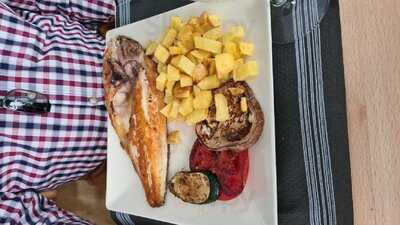 La Bellota Y El Centeno