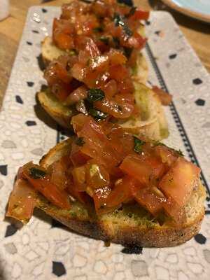 Ristorante Pizzeria Bbq Steakhouse La Fontanella