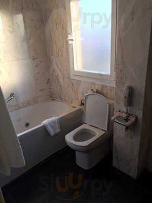 Restaurante Hotel Leonor Miron