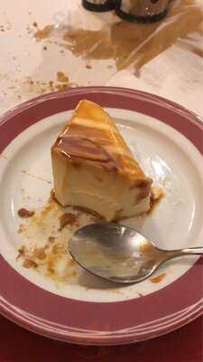 Pizzería La Competencia