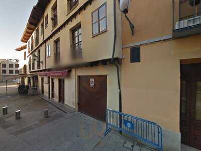 Pizzería La Competencia