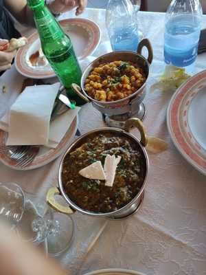 Tajs Tandoori Indian Restaurant