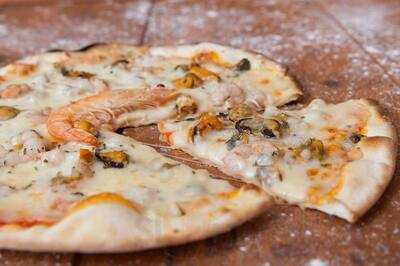 Pizzeria La Traviata