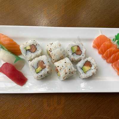 Rice And Fish Sushibar