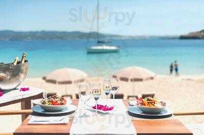 Cala Bassa Beach Club