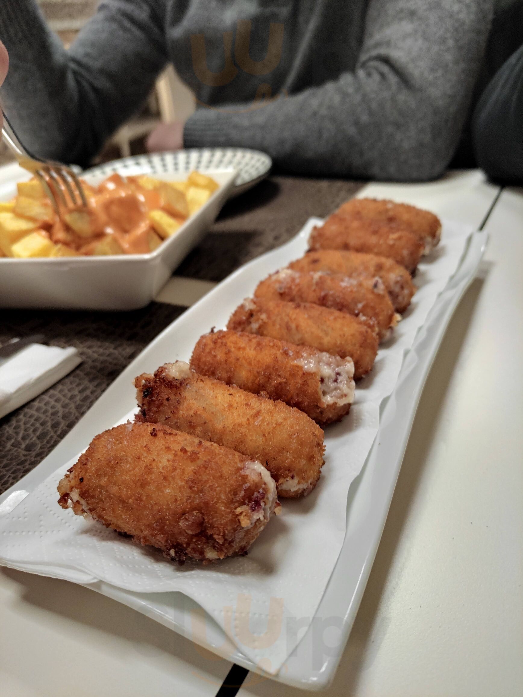 Bar Cafeteria L'aperitiu