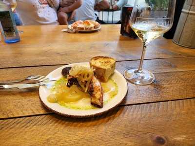 Bar Loretxu Jan & Edan